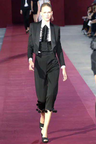 Look 35